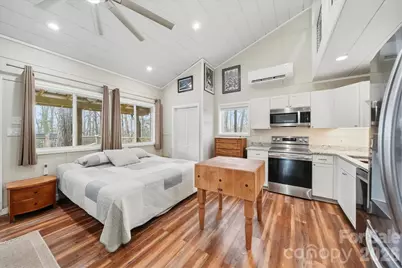 7039 Joe Bowman Avenue, Newland, NC 28657 - Photo 10