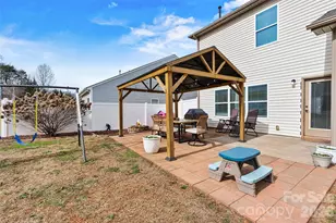 2081 Lake Vista Drive, Mount Holly, NC 28120 - Photo 32