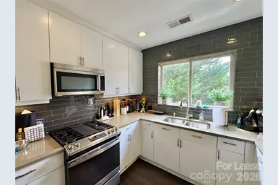 420 Queens Road #1, Charlotte, NC 28207 - Photo 2