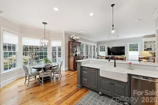 1127 S Kings Dr, Charlotte, NC 28207 - Photo 22