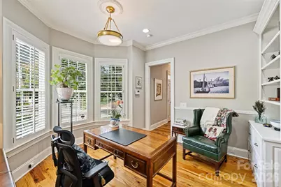 1127 S Kings Drive, Charlotte, NC 28207 - Photo 10