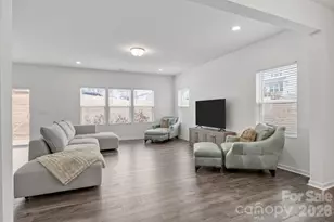 124 Benford Dr, Troutman, NC 28166 - Photo 10