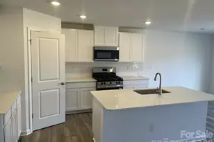 258 W 18th St, Kannapolis, NC 28081 - Photo 6