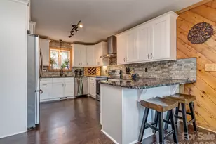 8723 Crestview Dr, Waxhaw, NC 28173 - Photo 8