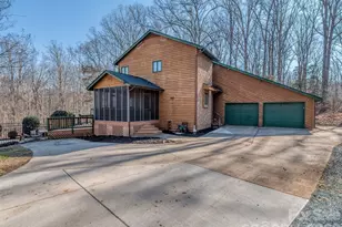 8723 Crestview Dr, Waxhaw, NC 28173 - Photo 2