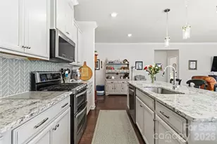 7615 Porrera St, Charlotte, NC 28214 - Photo 14