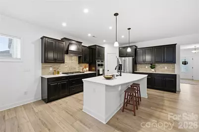 607 Southstone Drive, Matthews, NC 28104 - Photo 4