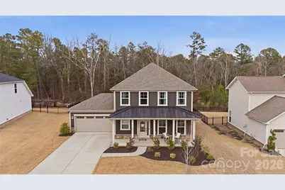 607 Southstone Drive, Matthews, NC 28104 - Photo 2