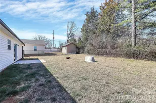 105 Ace Ave, Dallas, NC 28034 - Photo 36