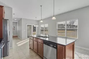 608 Cahill Ln, Fort Mill, SC 29715 - Photo 10