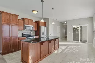 608 Cahill Ln, Fort Mill, SC 29715 - Photo 8