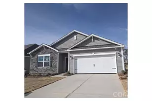 1421 6th St NE, Hickory, NC 28601 - Photo 1