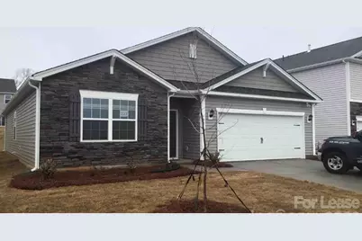 1421 6th Street NE, Hickory, NC 28601 - Photo 1