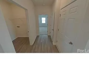 1421 6th St NE, Hickory, NC 28601 - Photo 6