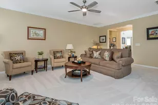 4121 Oakton Ridge Ct, Matthews, NC 28105 - Photo 4