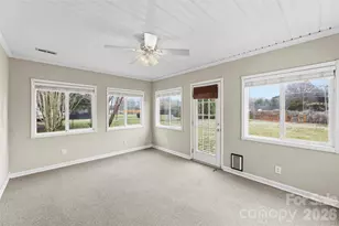 121 Gregory Ct, Mount Holly, NC 28120 - Photo 6