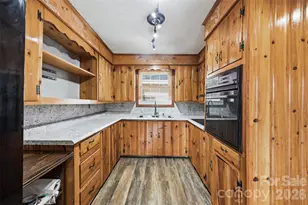 108 W Washington Ave, Bessemer City, NC 28016 - Photo 6