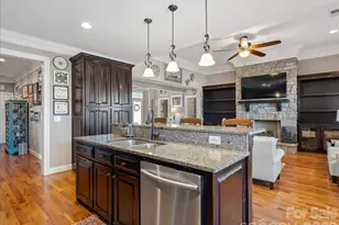 137 Ledge Stone Ln, Gaffney, SC 29341 - Photo 16