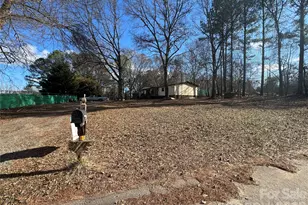 163 Barkley Dr, Mooresboro, NC 28114 - Photo 4