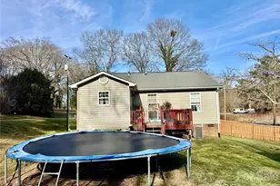 1019 W 7th Ave, Gastonia, NC 28052 - Photo 16