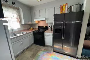 1019 W 7th Ave, Gastonia, NC 28052 - Photo 10