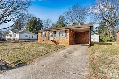 105 9th Street SE, Conover, NC 28613 - Photo 1