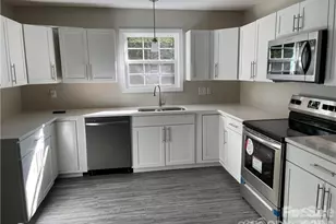 3826 Langley Rd, Charlotte, NC 28215 - Photo 8