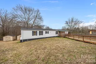 101 Twisted Oak Ln, Gastonia, NC 28052 - Photo 2