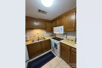 303 Sugar Top Drive #2806, Sugar Mountain, NC 28605 - Photo 14