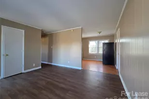 743 Clarinda St, Rock Hill, SC 29730 - Photo 2