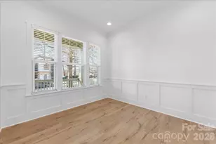 1611 Chippendale Rd, Charlotte, NC 28205 - Photo 6