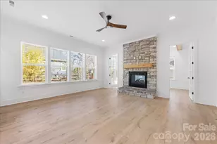 1611 Chippendale Rd, Charlotte, NC 28205 - Photo 20