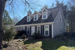 8705 Brookstead Dr, Charlotte, NC 28215 - Photo 2