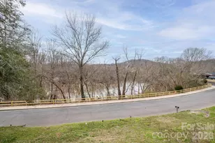 109 Riverside Dr, Cramerton, NC 28032 - Photo 2