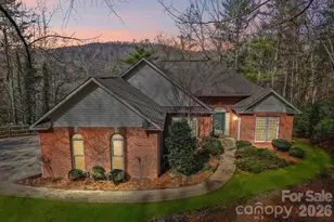 741 Zelda Ct, Hendersonville, NC 28792 - Photo 2