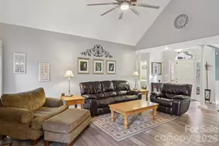 741 Zelda Ct, Hendersonville, NC 28792 - Photo 10