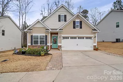 4612 Poinsettia Avenue, Gastonia, NC 28056 - Photo 2
