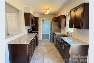 8708 Parkchester Drive, Charlotte, NC 28277 - Photo 6