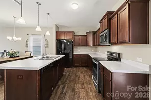 212 Hidden Lakes Rd, Statesville, NC 28677 - Photo 10