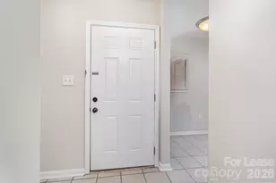 8005 Horse Chestnut Ln, Charlotte, NC 28277 - Photo 4