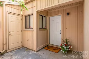 8005 Horse Chestnut Ln, Charlotte, NC 28277 - Photo 4