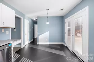 420 Fawnbrook Ln, Gastonia, NC 28052 - Photo 8