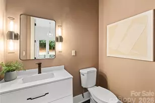 720 Ellsworth Rd, Charlotte, NC 28211 - Photo 26