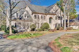 5426 Providence Country Club Dr, Charlotte, NC 28277 - Photo 2