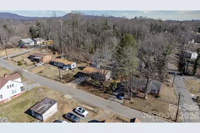 606 Prospect Street NW, Lenoir, NC 28645 - Photo 30