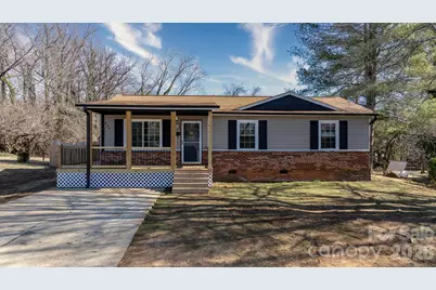 606 Prospect Street NW, Lenoir, NC 28645 - Photo 2