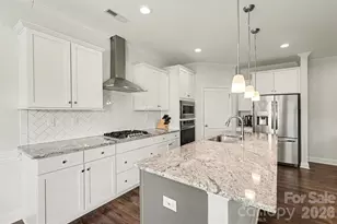 3731 Antrim Pl, Kannapolis, NC 28081 - Photo 6