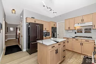 636 Sentinel Oak Ln, Charlotte, NC 28214 - Photo 20