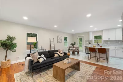 3900 Colebrook Road, Charlotte, NC 28215 - Photo 2