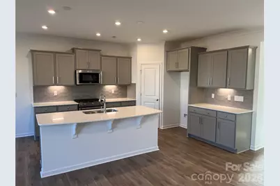 12061 Bradshaw Court, Charlotte, NC 28278 - Photo 2